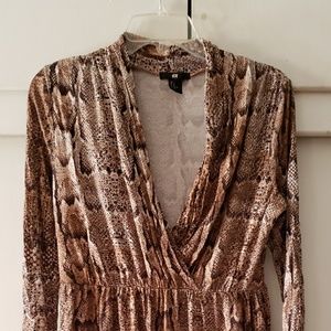 Leopard print long sleeve dress